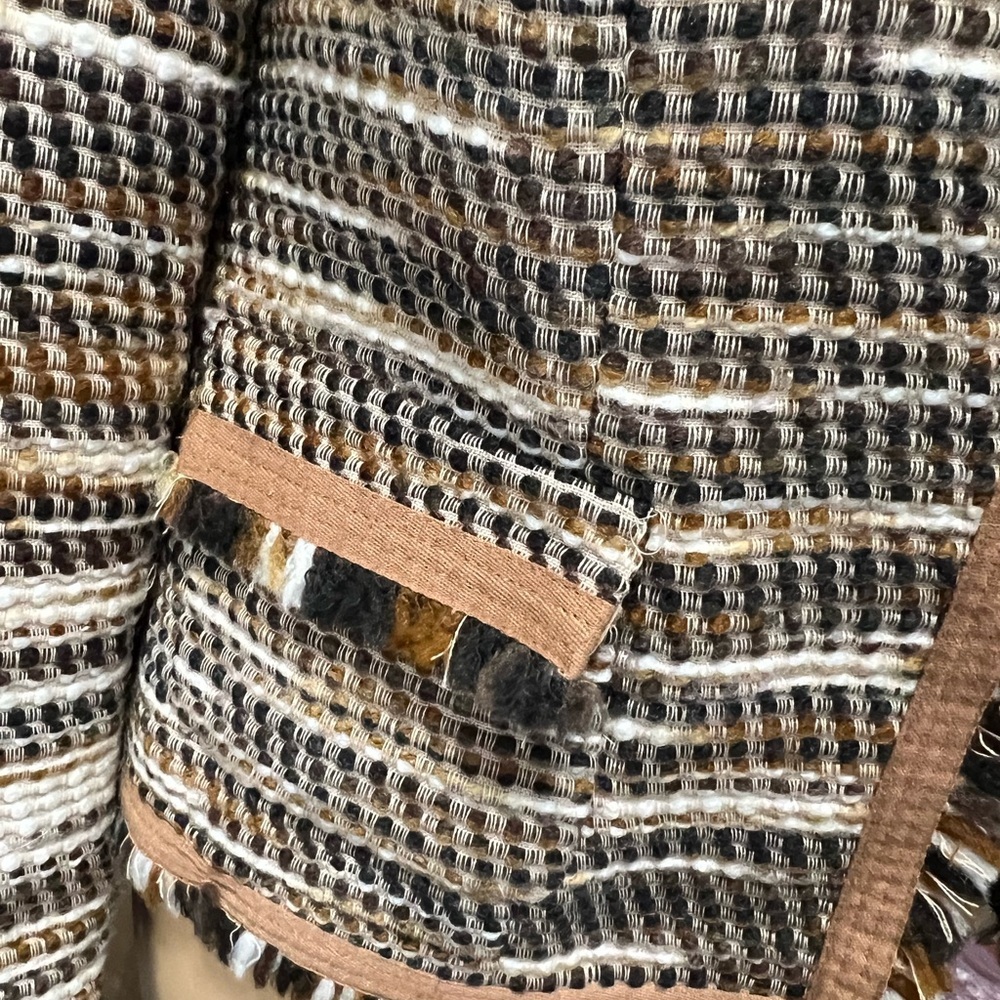 Bandolino Women's Tweed Jacket Fringed - Black, Brown, Tan Size 12 - Picture 7 of 10